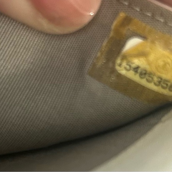 SOLD ***** CLOSET SALE ****** BARGAIN CHANEL WALLET 💕 - Picture 8 of 8